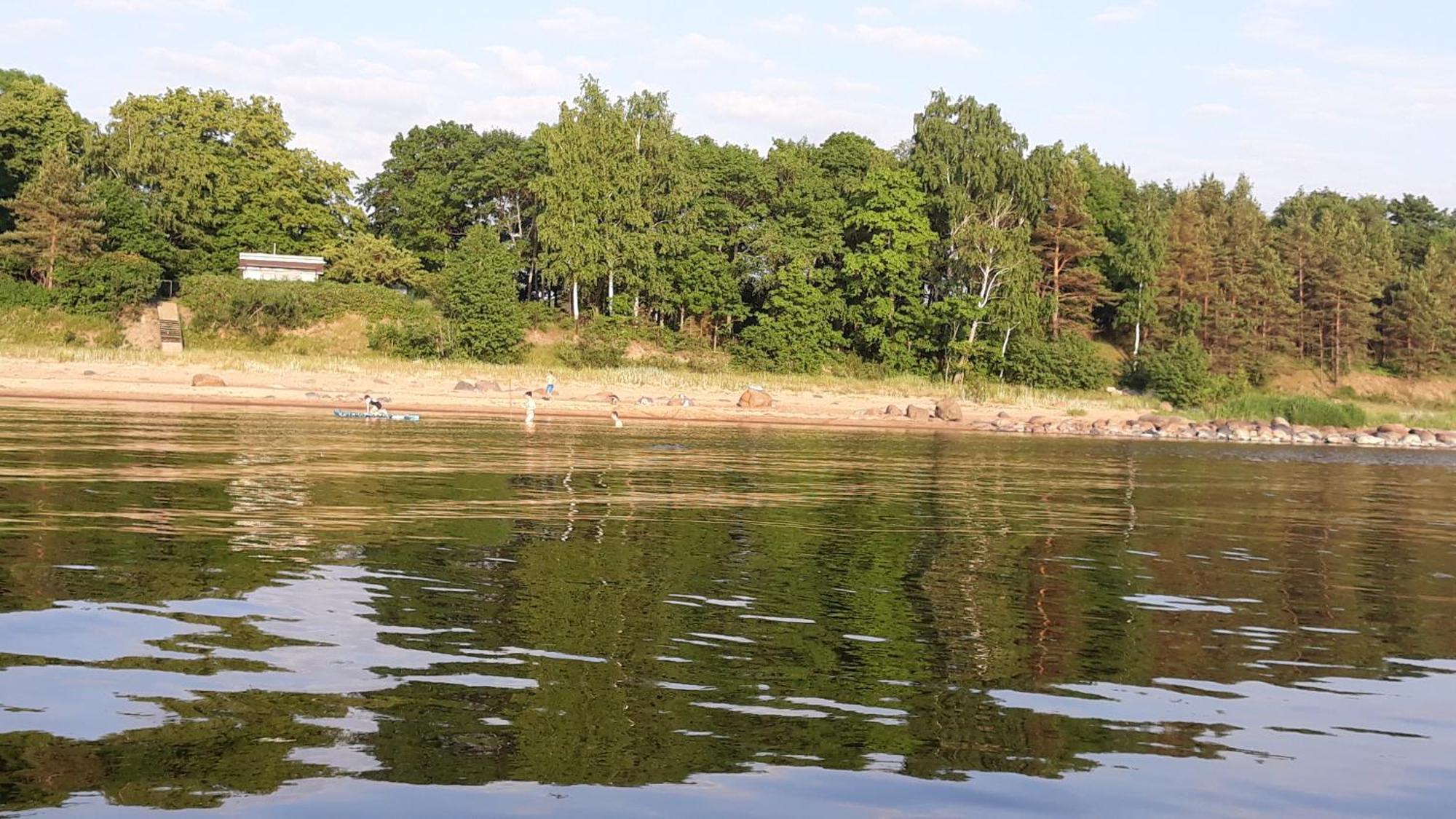 Viesu Nams Juras Bura Hotell Tūja Exteriör bild